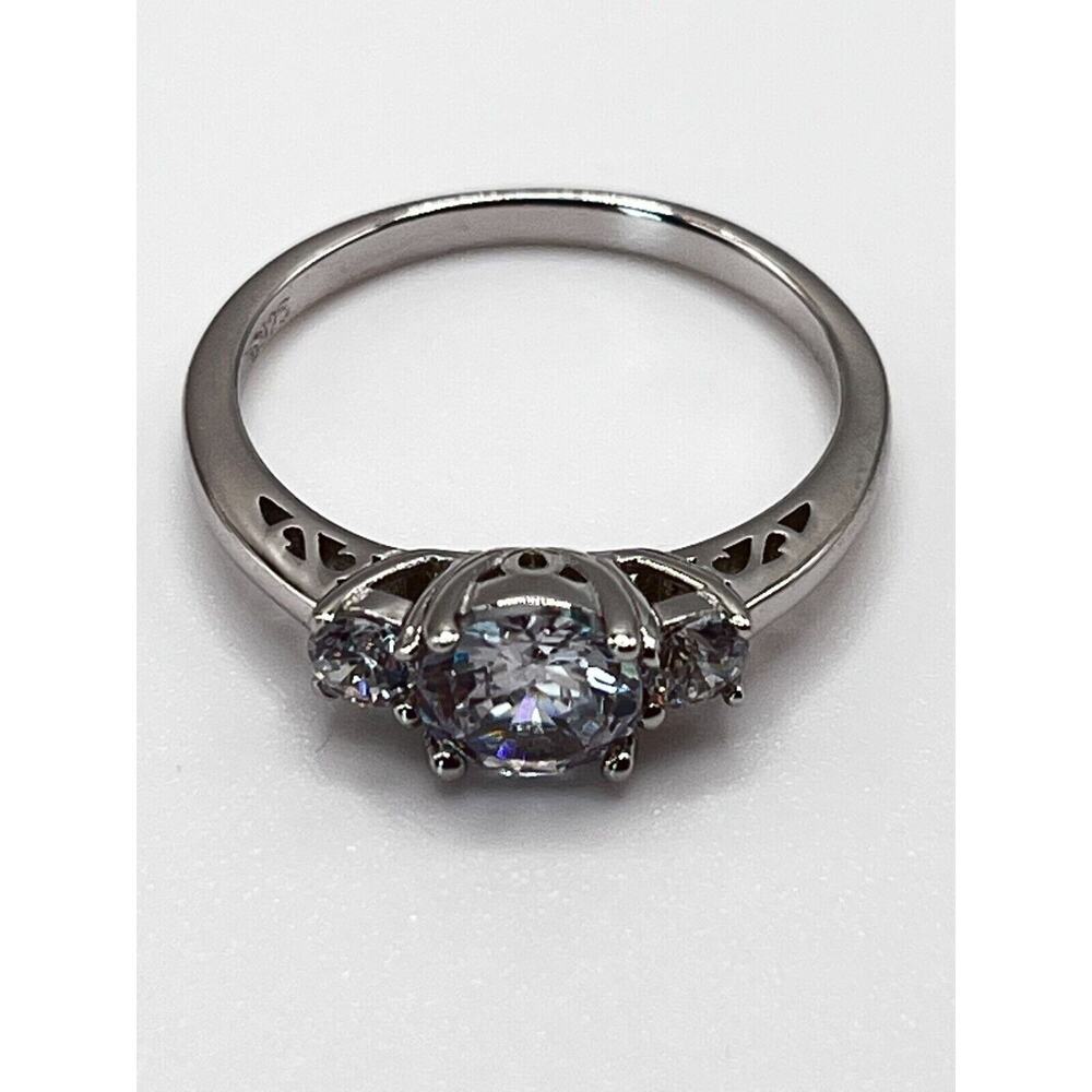 ESTATE 3-STONE CUBIC ZIRCONIA STERLING RING, SIZE 8